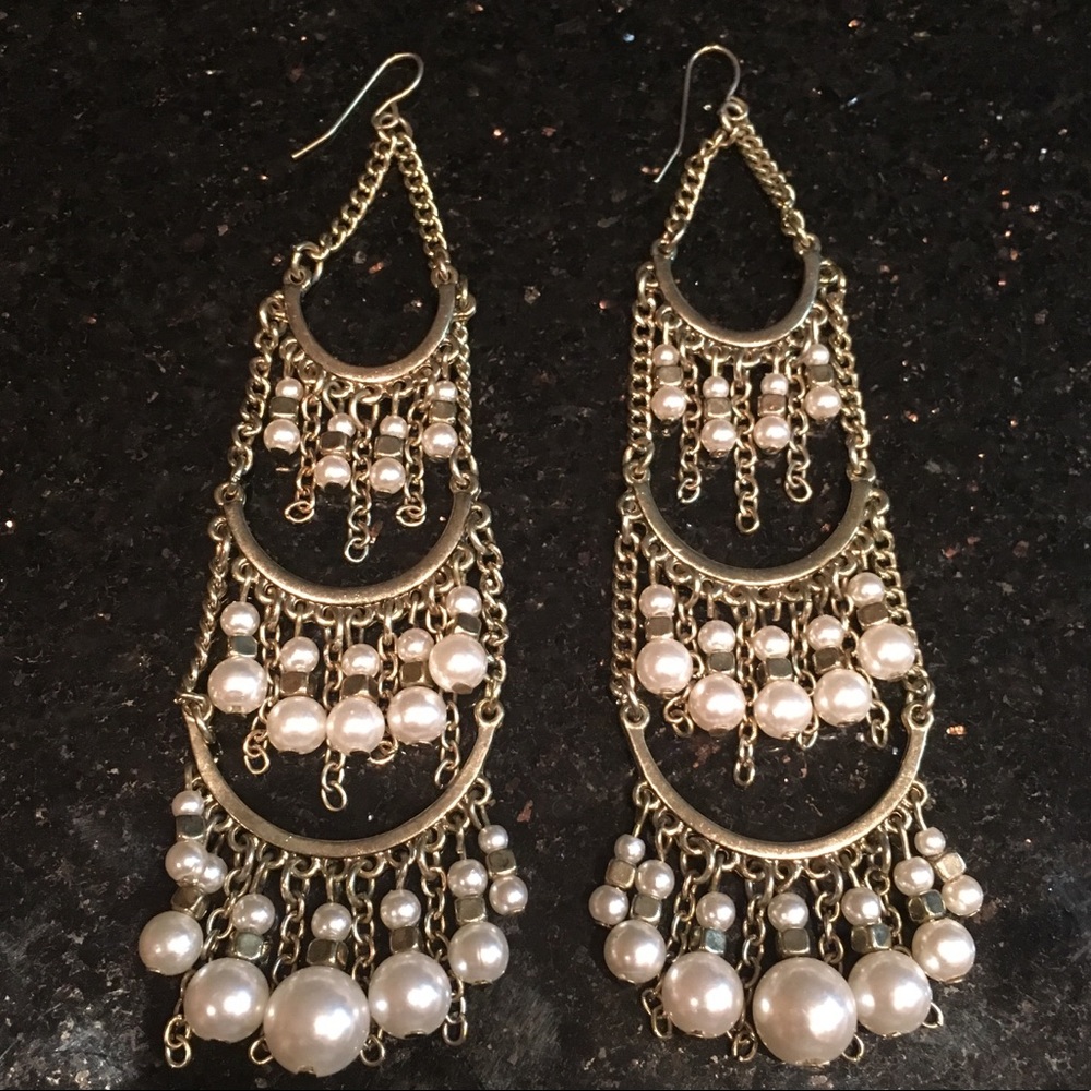 Pearl Dangle Earrings